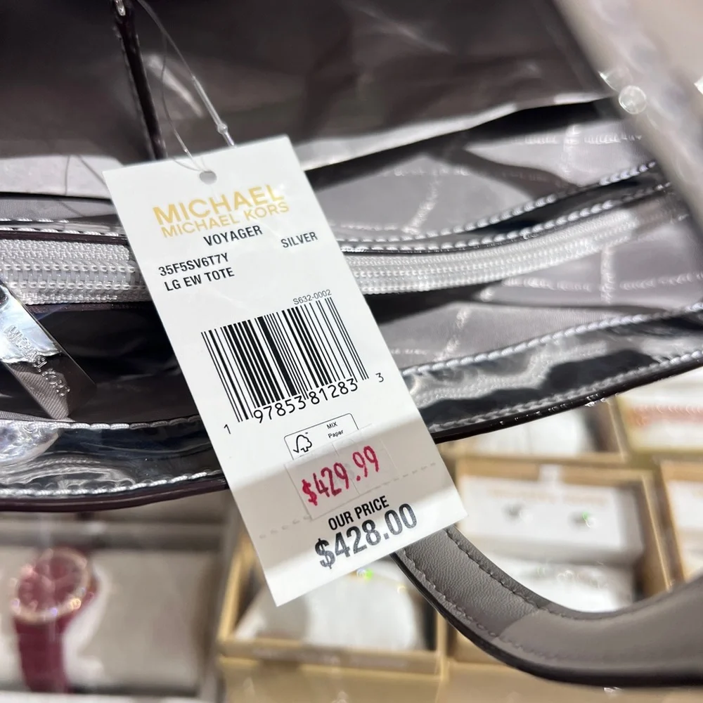 MICHAEL KORS Voyager Large Patent Logo Debossed Tote Bag NWT Silver - Picture 10 of 10